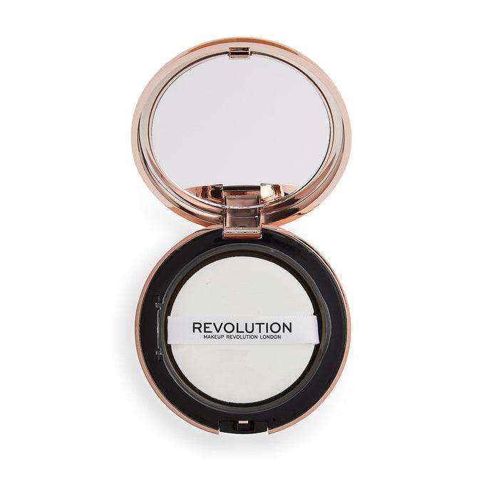 Base de maquillaje en polvo Conceal &amp; Define P15 de Revolution