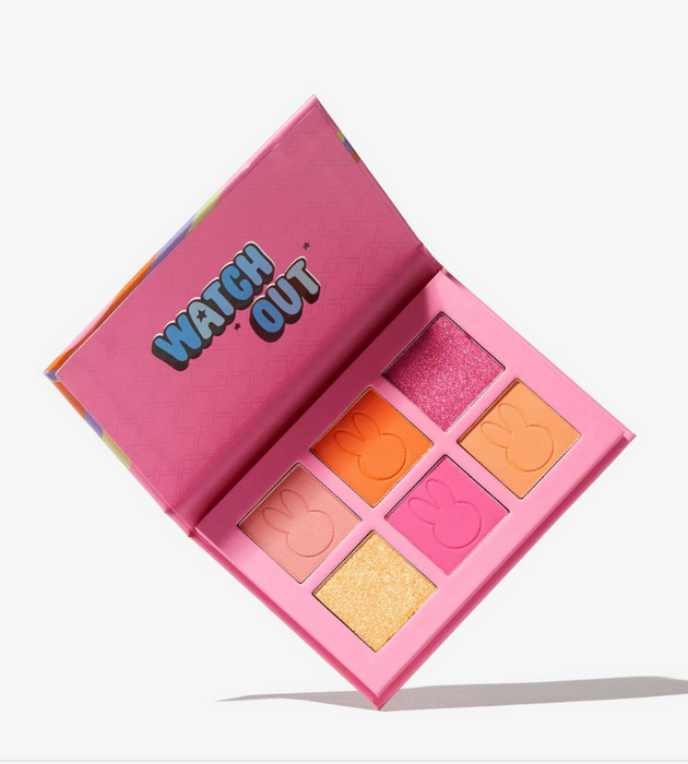 Paleta de sombras Blossom Power de REVXX X Chicas Superpoderosas